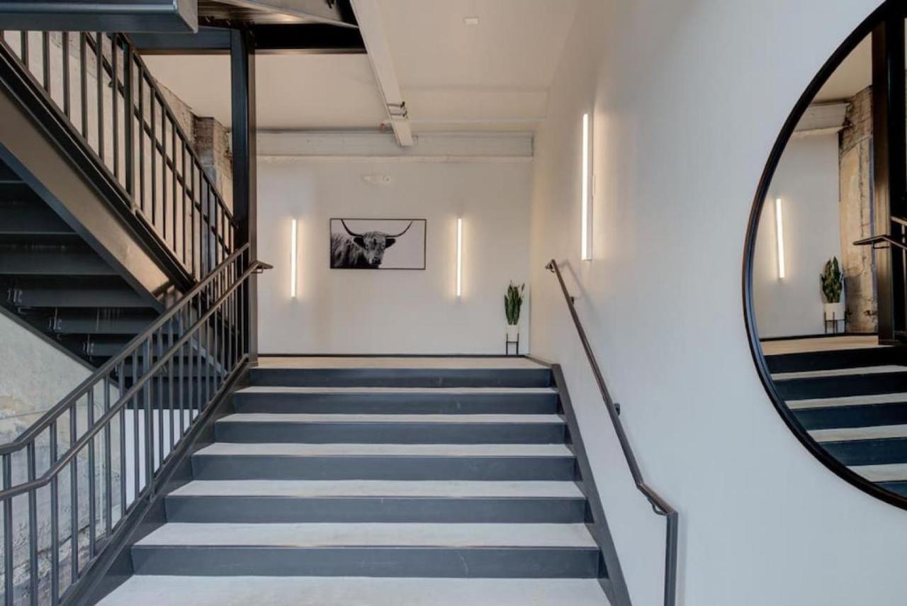Sophisticated Downtown Apartment Memphis