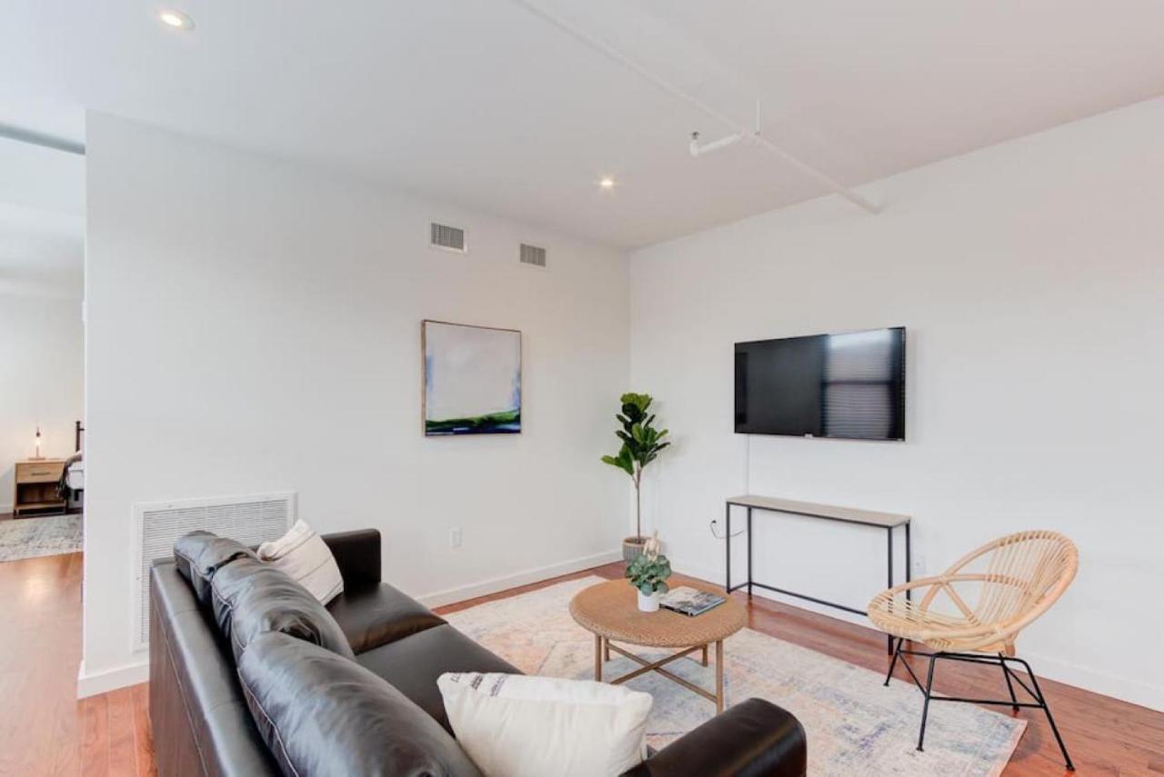 Sophisticated Downtown Apartamento